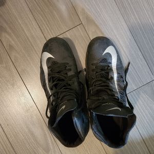 Mens nike Hyperdunk shoes